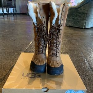 Ugg W Adirondack Tall Boots